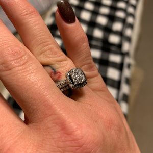 Zales 1.5k diamond and white gold wedding set